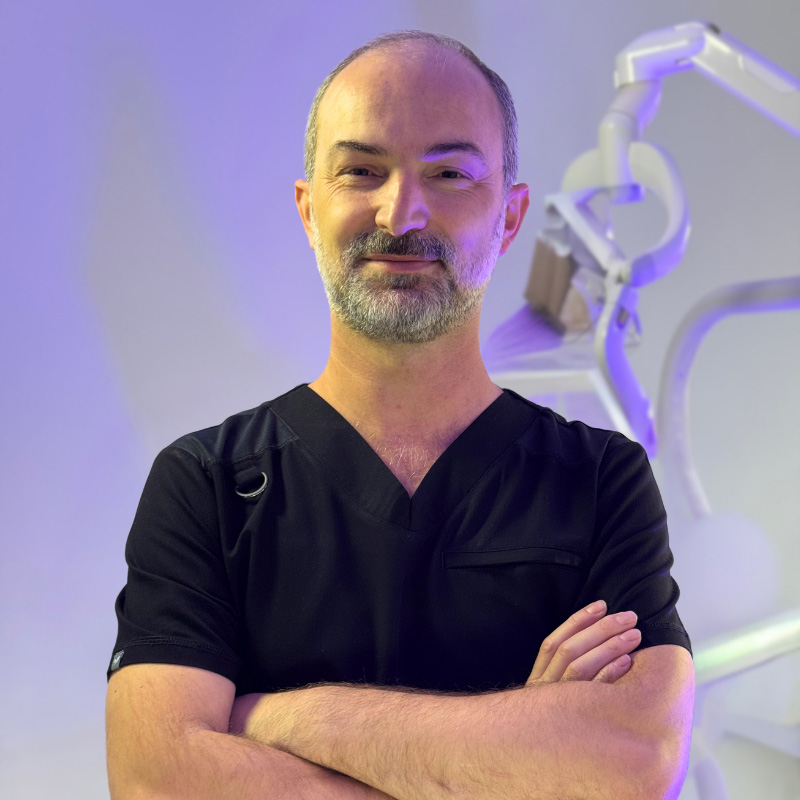 Diş Hekimi Fatih Özçayan